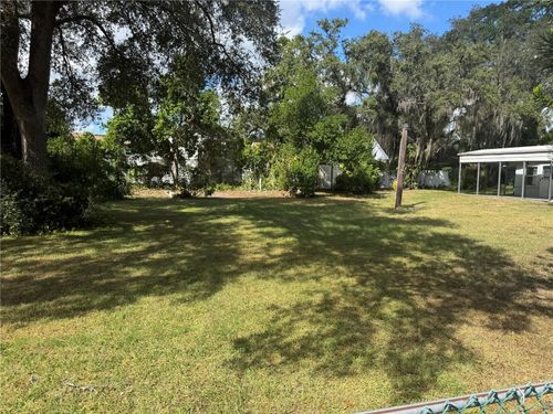 9614 N Hartts Dr, TAMPA, FL, 33617-4522 | Card Image