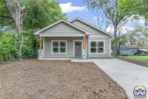 919 E Hamblin St, Ottawa, KS, 66067-3119 | Card Image