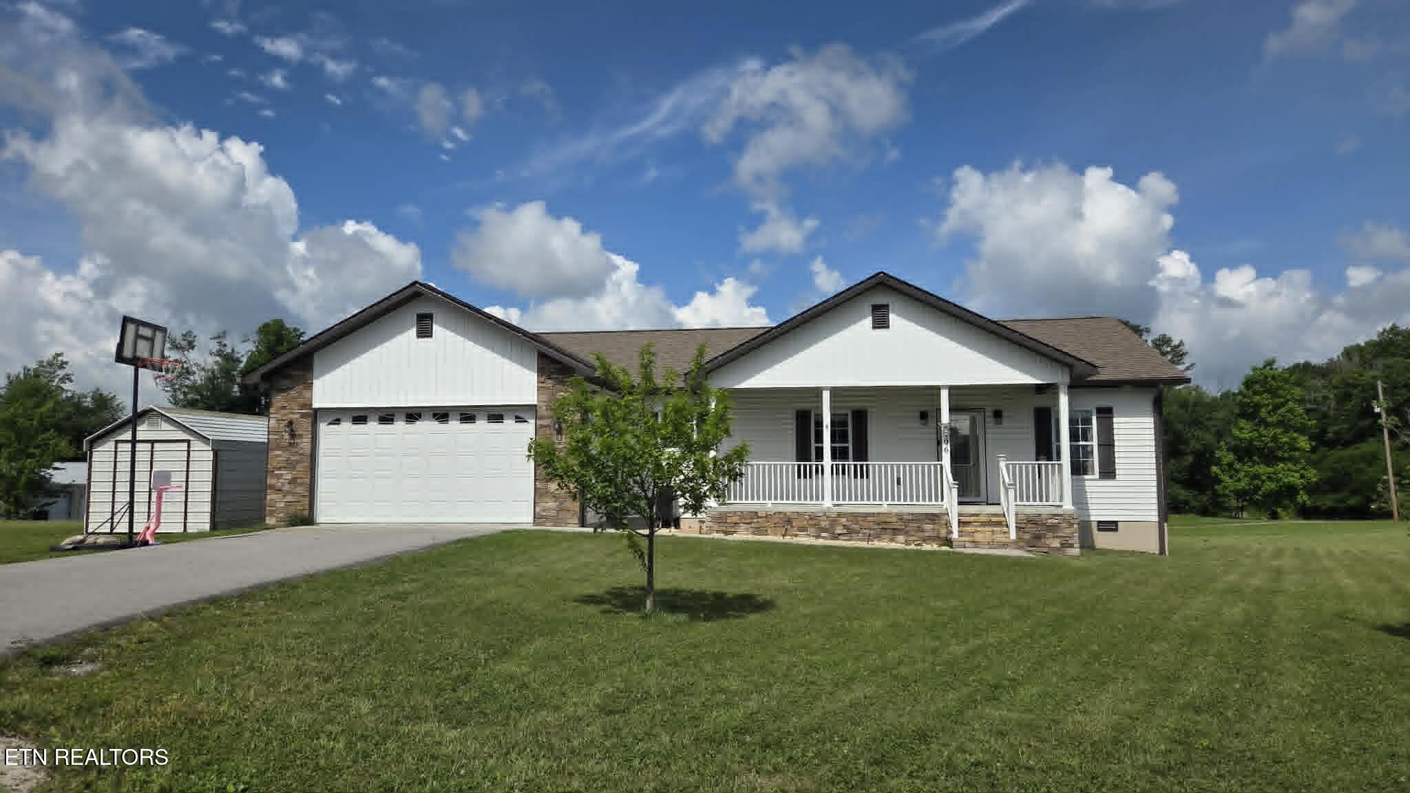 Residential in Clarkrange