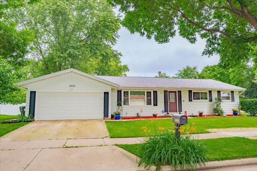 6502 Jacobs Way, Madison, WI, 53711-3211 | Card Image