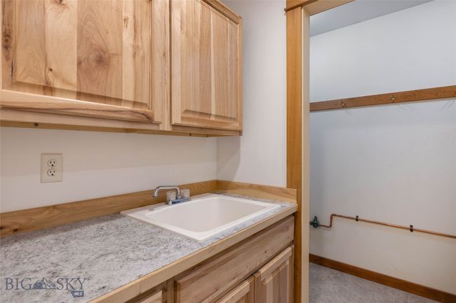 Laundry sink | Image 39