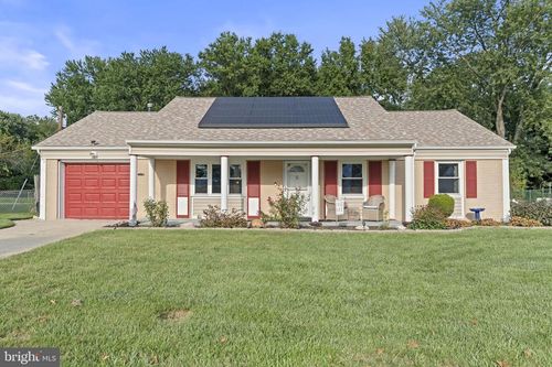 5 Genesee Ln, Willingboro, NJ, 08046-3319 | Card Image