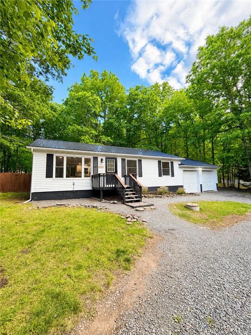 182 Mountain Rd, ALBRIGHTSVILLE, PA, 18210-3860 | Card Image