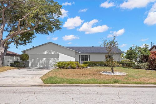4960 Dover St Ne, ST PETERSBURG, FL, 33703-3213 | Card Image
