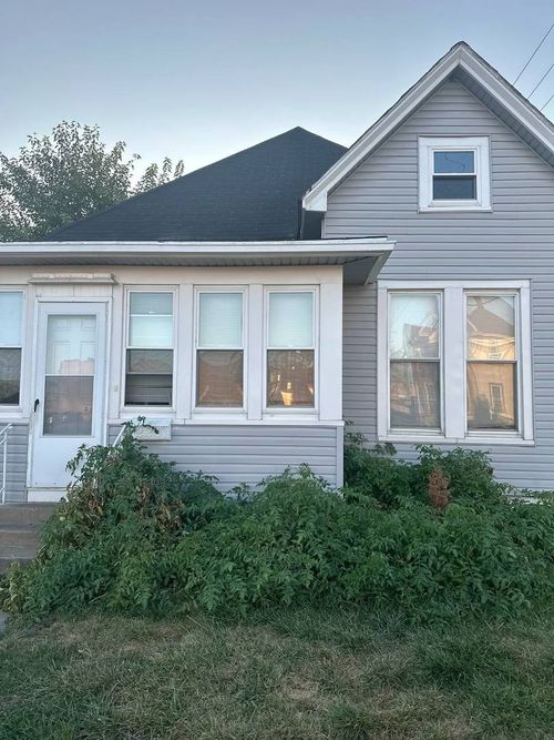223 Wright St, La Salle, IL, 61301-2405 | Card Image