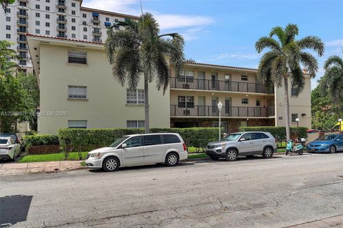 304-318 Majorca Ave, Coral Gables, FL, 33134-4278 | Card Image