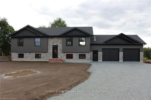 2955 Mcgarvey Rd, Inverary, ON, K0H1X0 | Card Image