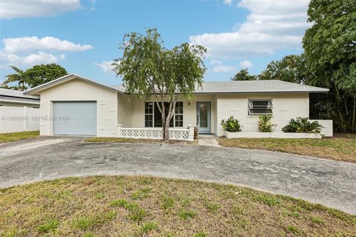 2720 Ne 25th Ter, Boca Raton, FL, 33431-7552 | Card Image