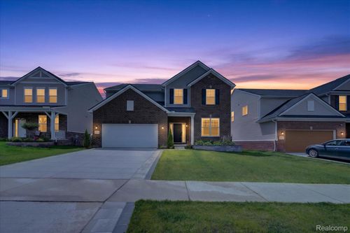 20983 Calabrese Dr, South Lyon, MI, 48178-7128 | Card Image