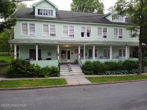 110 Center St, Sharon Springs, NY, 13459-2500 | Card Image