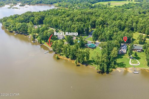 247 Featherfoot Parkway Loop, Parsons, TN, 38363-3581 | Card Image
