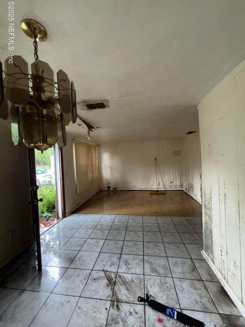 1980 W 3rd St, Jacksonville, FL, 32209-7155 | Card Image