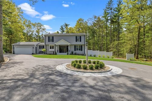 61 Montgomery St, Lakeville, MA, 02347-1710 | Card Image
