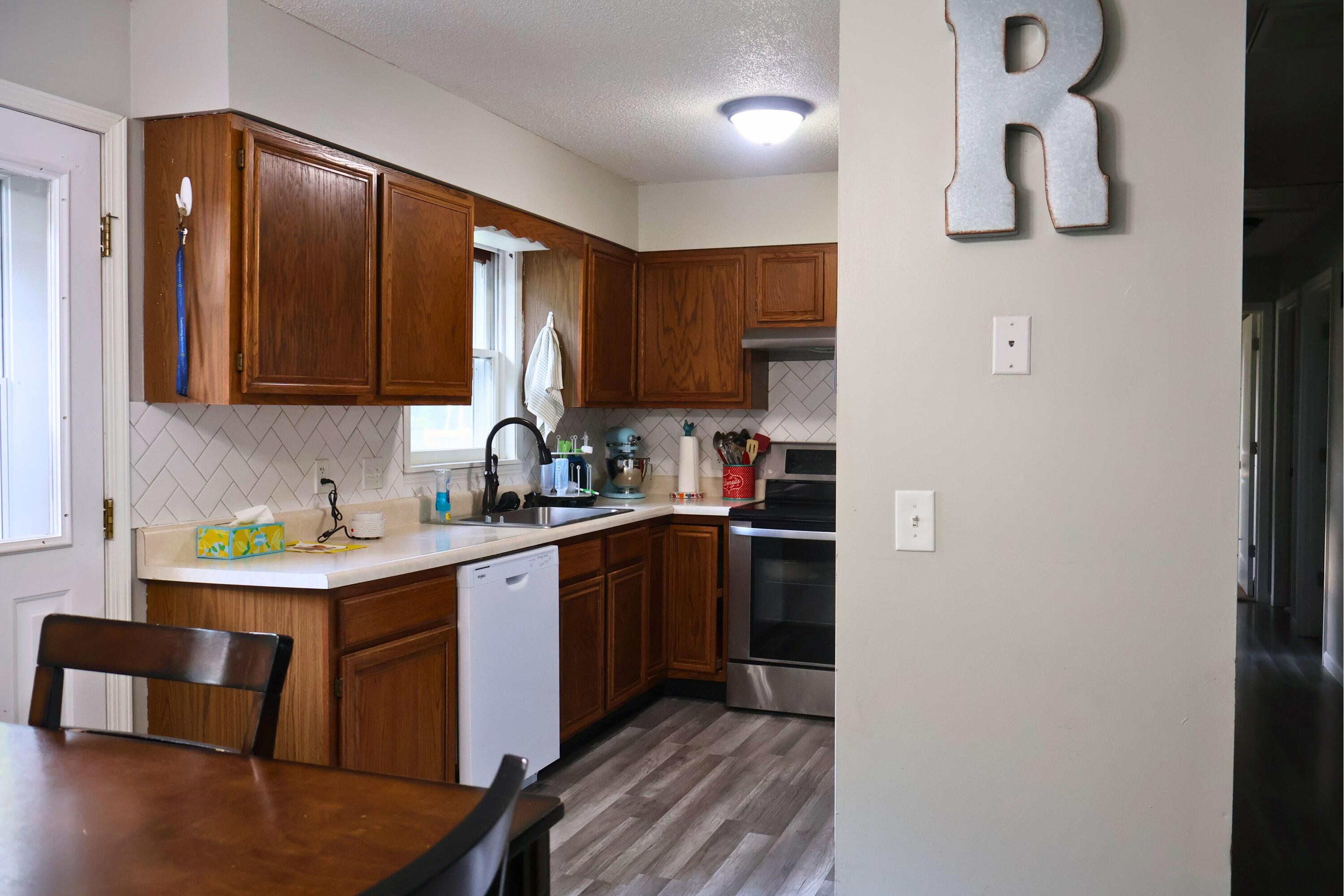 Residential in MOBERLY 4
