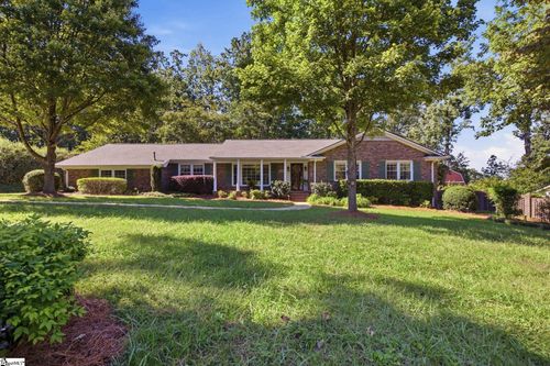 101 Jamestown Dr, Greenville, SC, 29615-3213 | Card Image