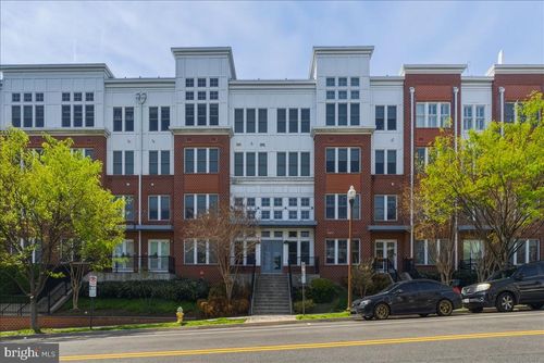 b107-1418 N Rhodes St, ARLINGTON, VA, 22209-2881 | Card Image