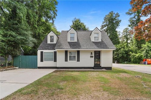 215 Hinsdale Ave, Fayetteville, NC, 28305-5321 | Card Image