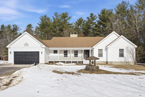 15 Kens Way, Pelham, NH, 03076-2426 | Card Image
