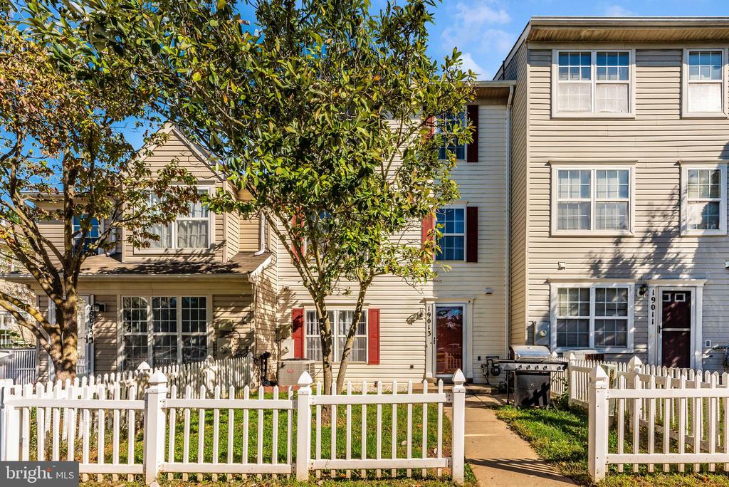 Lark Song Ter, Germantown, MD 20874