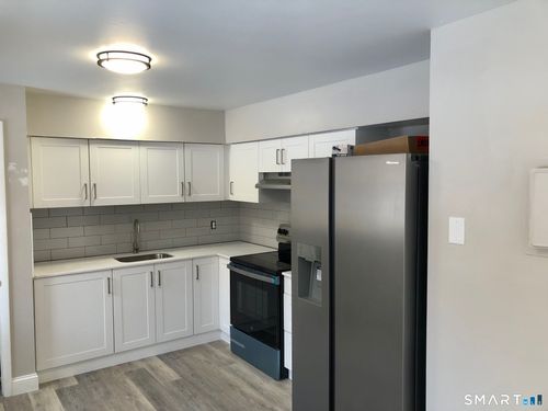 274 Platt St, Bridgeport, CT, 06606-2945 | Card Image