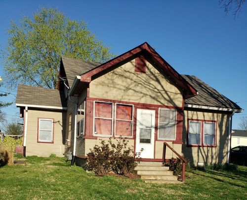 2461 Old Greenbrier Pike, Greenbrier, TN, 37073-5518 | Card Image