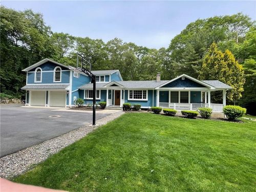 1785 Division Rd, East Greenwich, RI, 02818-1210 | Card Image