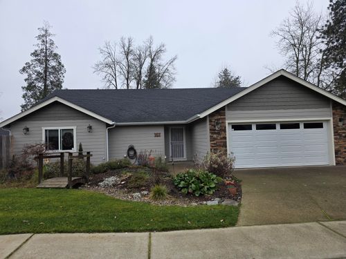 953 Providence Way, Grants Pass, OR, 97526-1299 | Card Image