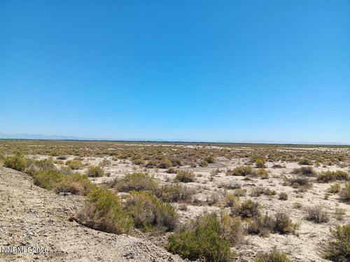 APN# 007-091-60 Powerline Road Road, Fallon, NV, 89406 | Card Image