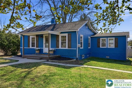 292 Walter Rd, CHALFONT, PA, 18914-1330 | Card Image