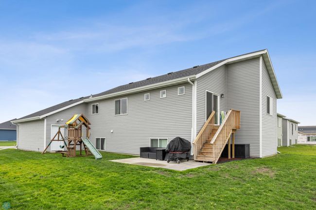Rear Exterior | Image 25