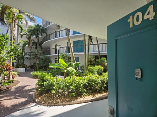 apt-104-1357 Ne Ocean Blvd, Stuart, FL, 34996-1534 | Card Image