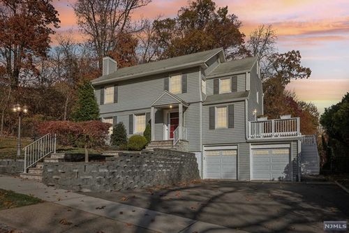 156 Morningside Road, Verona, NJ, 07044 | Card Image