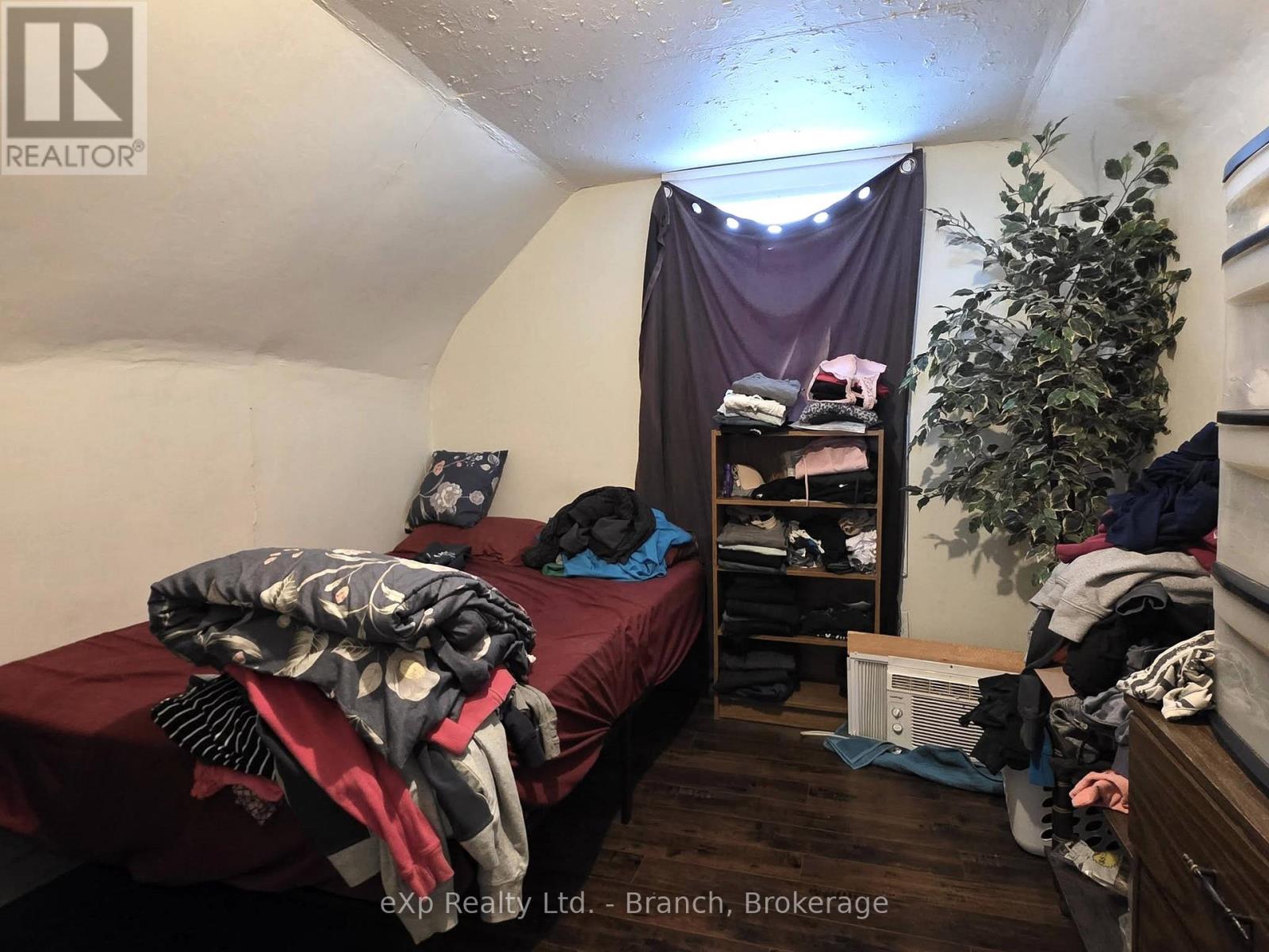 Residential Income in Kirkland Lake 4