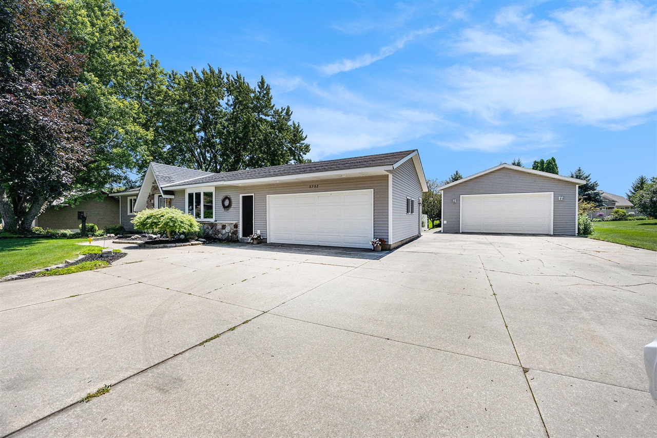 New Holland St, Hudsonville, MI 49426