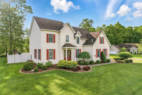 1523 Lori Ln, Hermitage, PA, 16148-7719 | Card Image