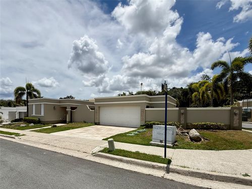 b13-834 Calle 3, Bayamon, PR, 00957 | Card Image