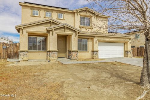 3237 Summer Breeze Ave, Rosamond, CA, 93560-7822 | Card Image