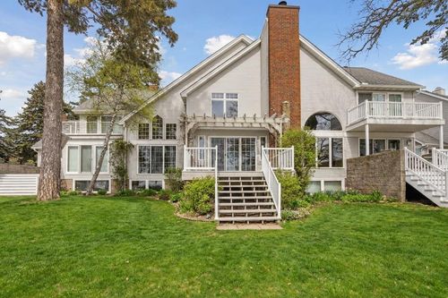 7711 N Shore Dr, Spicer, MN, 56288-9678 | Card Image