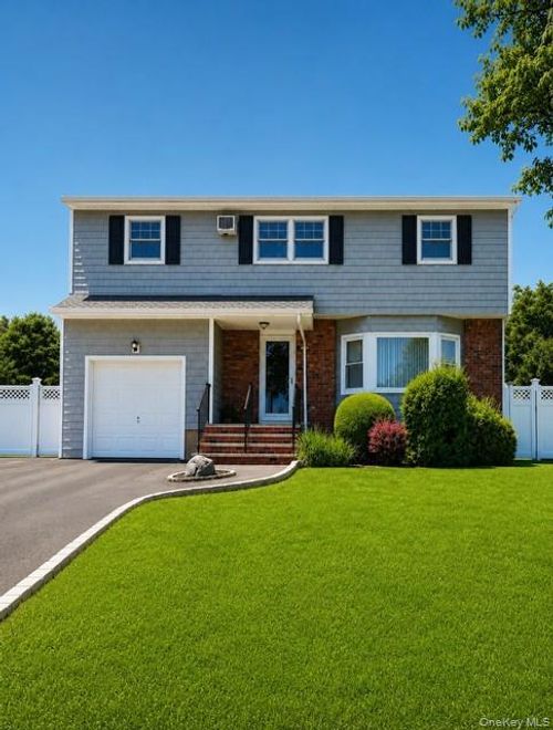 66 Wolcott Rd, Levittown, NY, 11756-1914 | Card Image