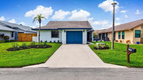 2390 Nw 15th St, Delray Beach, FL, 33445-1357 | Card Image