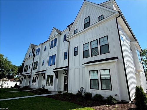 907 Jennings Ln, Chesapeake, VA, 23322-8750 | Card Image