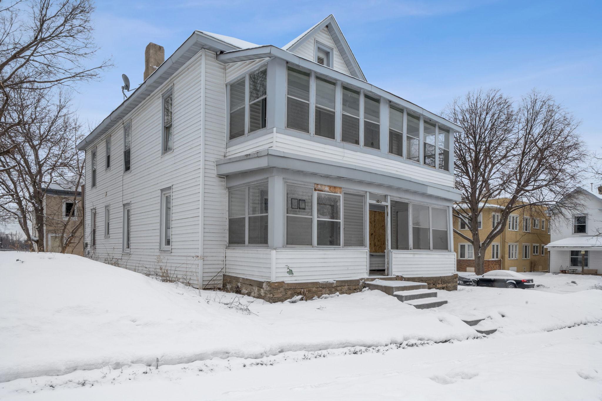 Irving Ave, Minneapolis, MN 55411