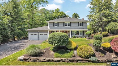 21 Tulip Ter, Wayne, NJ, 07470-6235 | Card Image