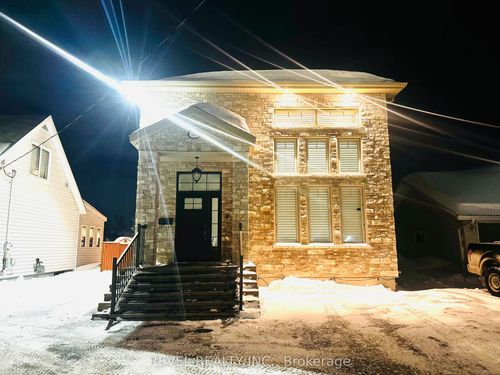 521 Pine St N, Timmins, ON, P4N6L9 | Card Image