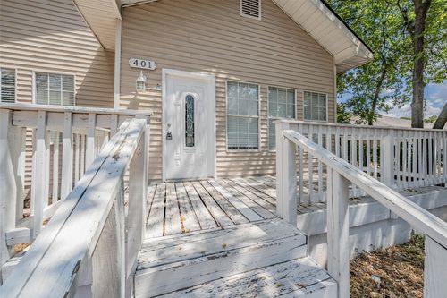 401 S Anglin St, Cleburne, TX, 76031-5606 | Card Image