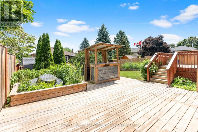 343 Sunrise Cres, House other with 4 bedrooms, 3 bathrooms and 4 parking in Kingston ON | Image 42