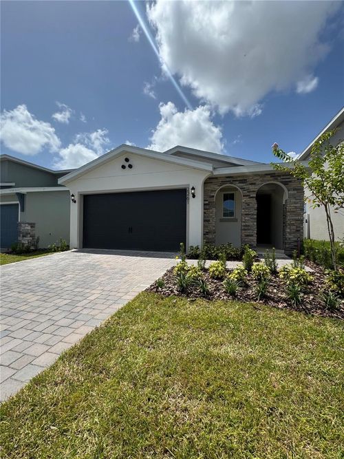 2261 Juniper Berry Dr, Minneola, FL, 34715-9373 | Card Image