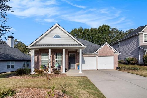 11 Keystone Cir, Newnan, GA, 30265-5671 | Card Image