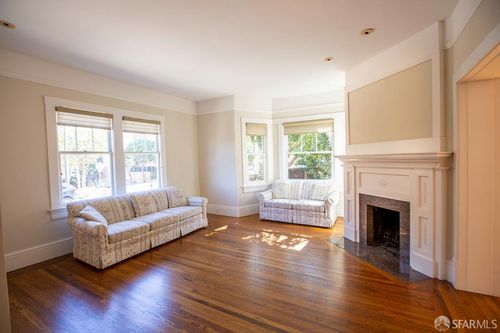 2901 Scott St, San Francisco, CA, 94123-3828 | Card Image