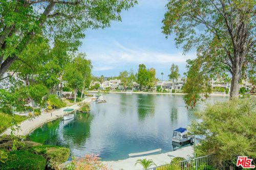 4618 Park Mirasol, Calabasas, CA, 91302-1731 | Card Image